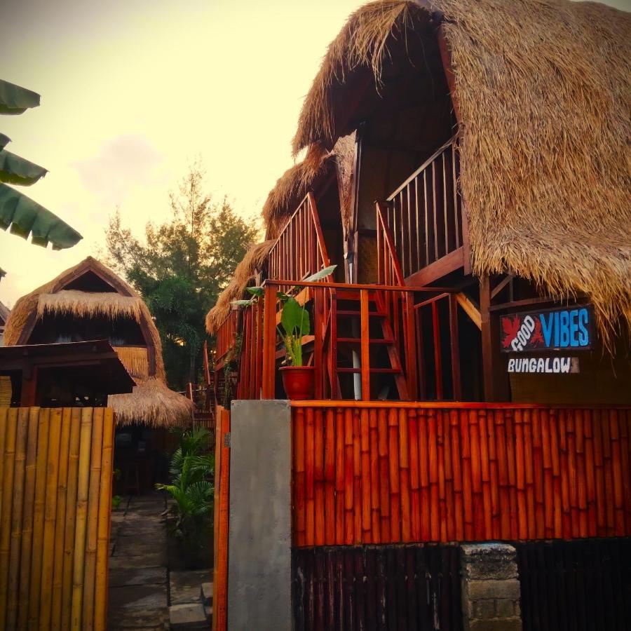 Good Vibes Bungalows غيلي تراوانغان المظهر الخارجي الصورة