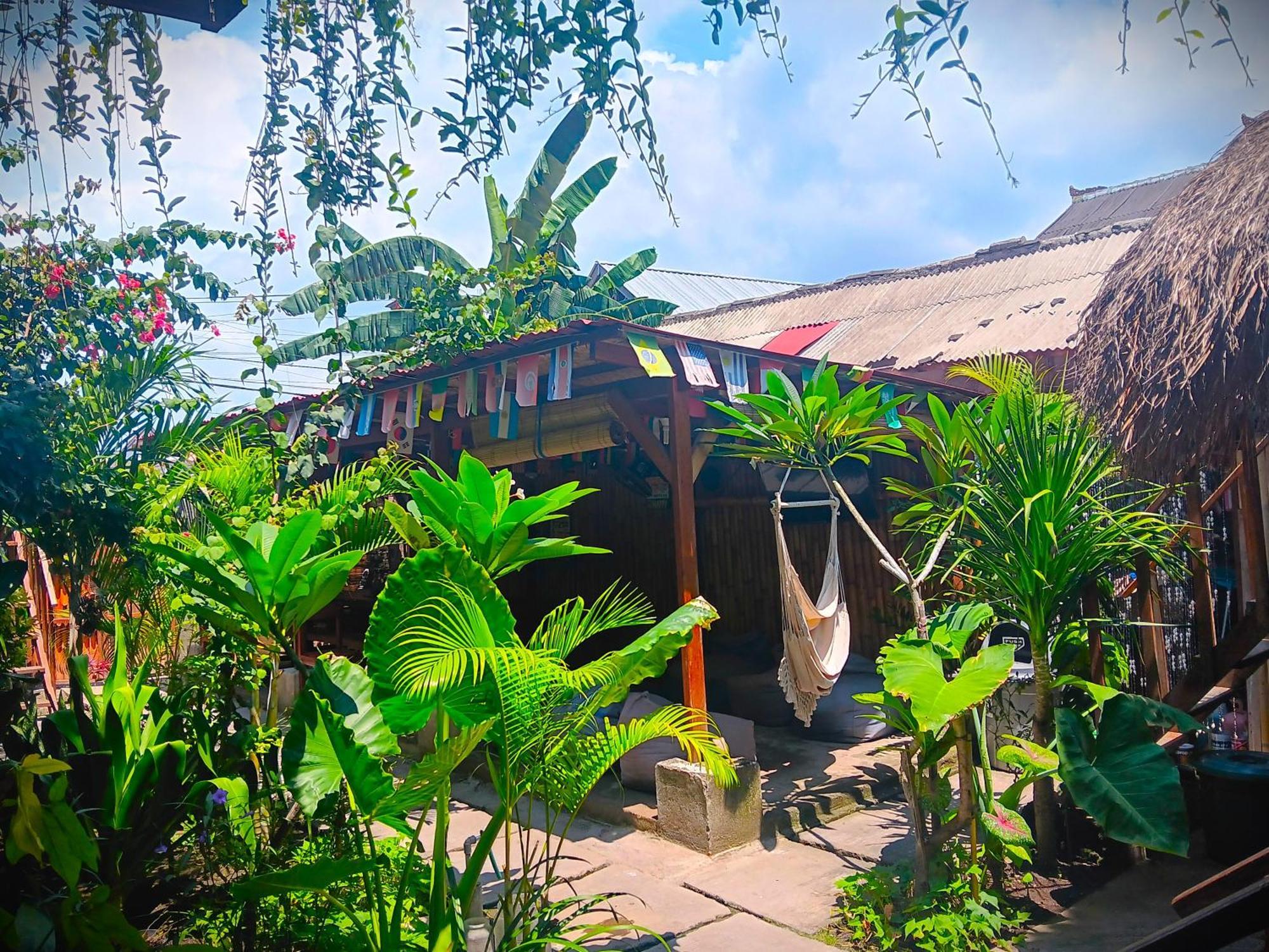 Good Vibes Bungalows غيلي تراوانغان المظهر الخارجي الصورة